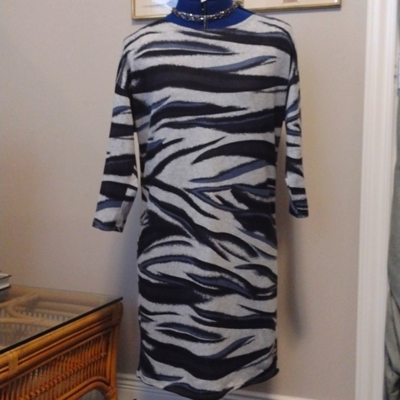 🆕L'Atelier Soft Stretch Knit Gray & Blue Midi SHIFT Dress with Back Zip!! - Picture 5 of 8